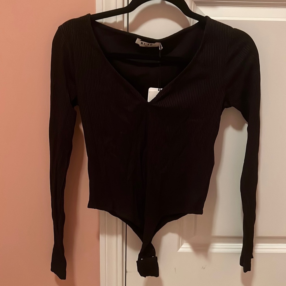 NA-KD Heart Neckline Ribbed Bodysuit in Black (S)